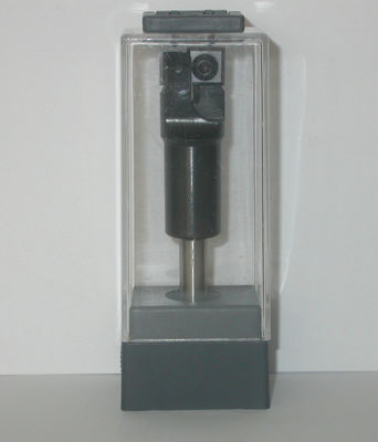 뒤집을 수 있는 칼 CNC 대패 조금으로 물리는 마이크로 곡물 텅스텐 탄화물 CNC 청소 바닥